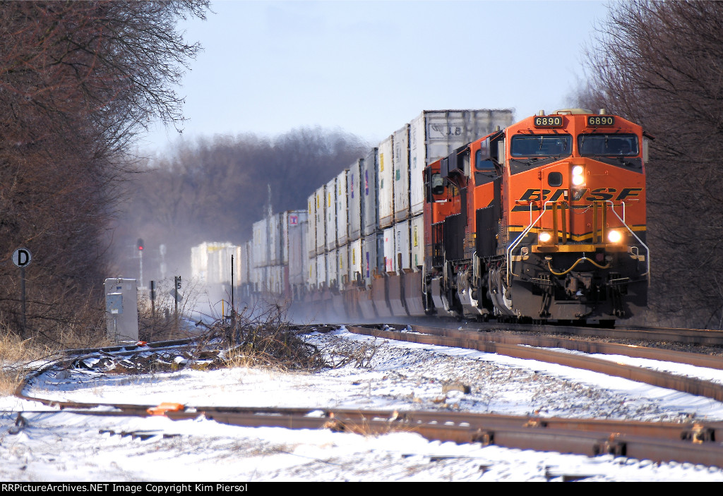 BNSF 6890